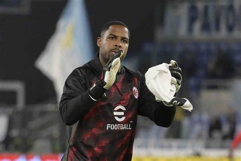 Milan Maignan Come Leao Arriva Il Rinnovo