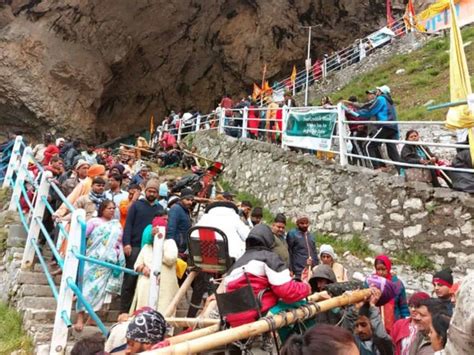 Another Batch Of Pilgrims Leave Jammu To Perform Amarnath Yatra