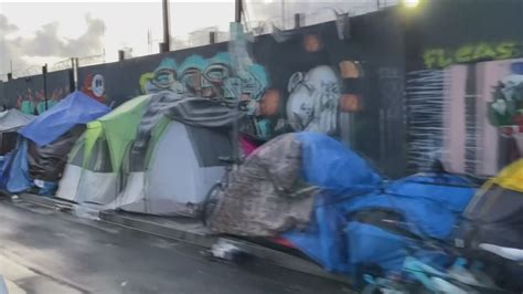 Downtown San Diego homeless encampments removed around Petco Park ...