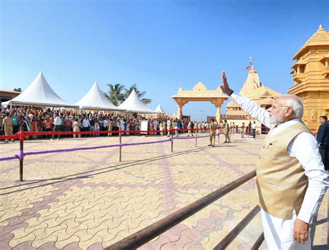 Pm मोदी ने की सोमनाथ मंदिर में पूजा अर्चना