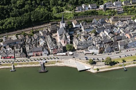 Luftaufnahme Sankt Goar Dorfkern An Den Fluss Uferbereichen Des