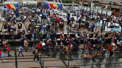 CLEAR airport security: Costs and benefits in 2023 | CNN Underscored