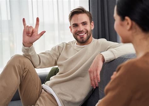 Setembro Surdo Você Sabe Quantas Línguas De Sinais Existem No Mundo