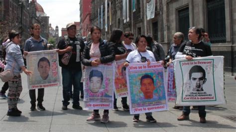 Padres de normalistas de Ayotzinapa tendrán reunión con Claudia