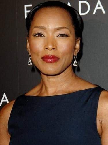 Pin By Maty Cise On Angela Bassett Angela Bassett Angela Golden Brown