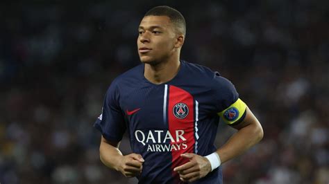 Psg The Parisian Locker Room Shocked By The Sidelining Of Kylian Mbappé