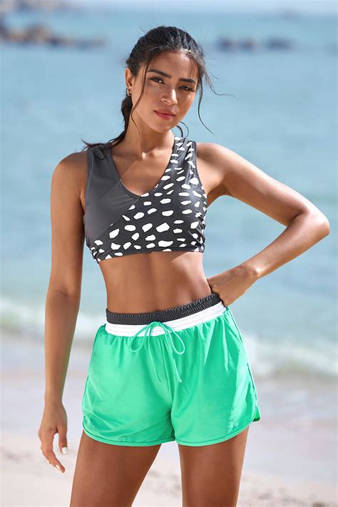 Black Colorblock V Neck Sporty Bikini Top And High Waist Boy Shorts Set