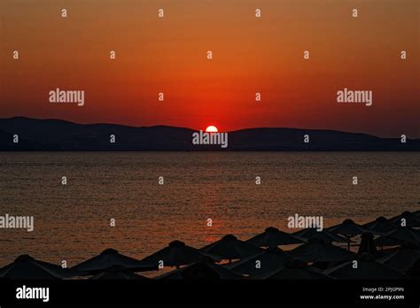 A Beautiful Summer Sunset At Plaka Beach Naxos Greece Stock Photo Alamy