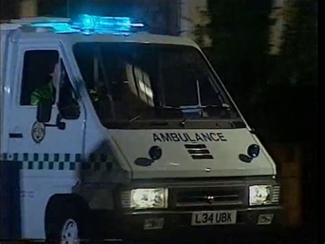 IMCDb org 1994 Renault Master Ambulance T35 Série 1 in Casualty 1986