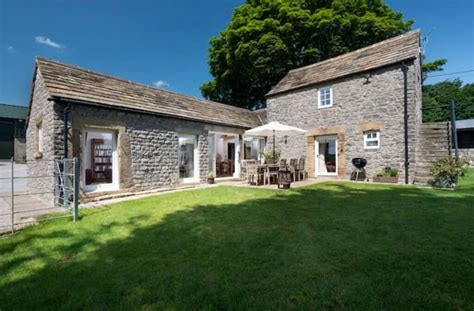 Your Home in the Hills: Best Peak District Cottages