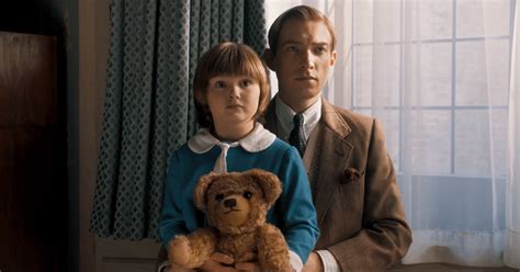 Goodbye Christopher Robin Review Domhnall Gleeson Stars In Metro News