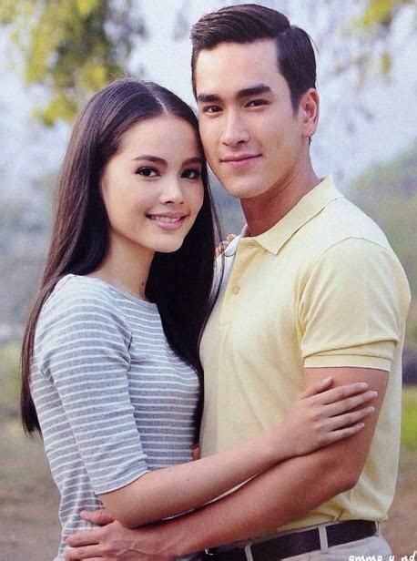 Urassaya Sperbund Celebrity Couples Nadech Yaya Nadech And Yaya