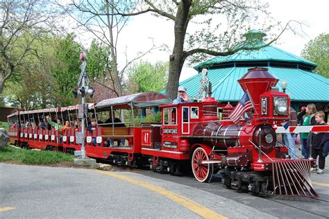 Play St Louis Train Activities