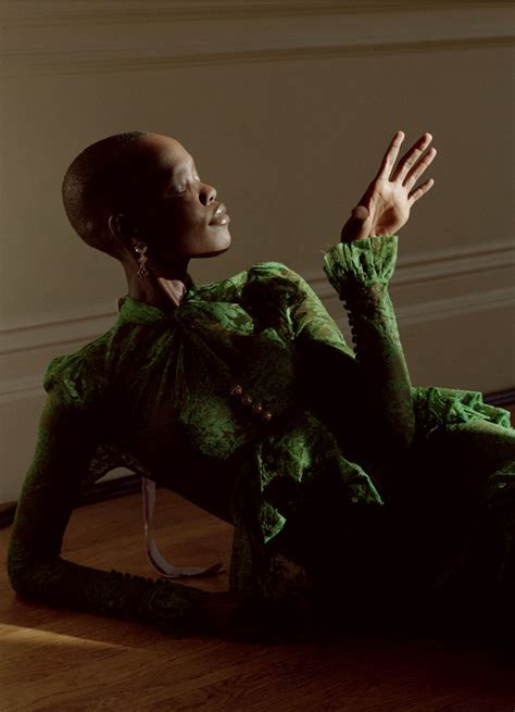 Bvlgaria Grace Bol In Noblesse Oblige Photographer Kuba Ryniewicz