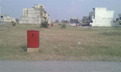 Plot In ISLAMABAD Bahria Town Available For Sale