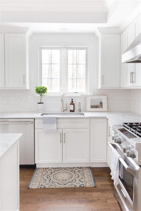 Benjamin Moore White Dove OC 17 Amelia Lawrence Style Classic White