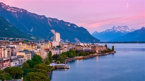 A secret historical plaque at walgreens lake geneva is found 9