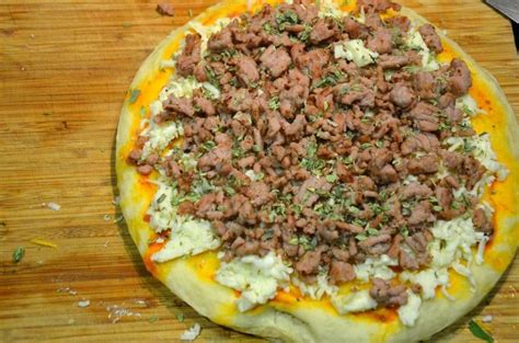 Pizza De Carne Picada Pizza Argentina