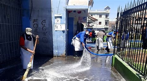 Realizan Limpieza Y Desinfecci N En El Mercado San Camilo Radio San