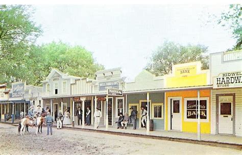 Joyland Amusement Park | 40+ Pictures | Abandoned Kansas