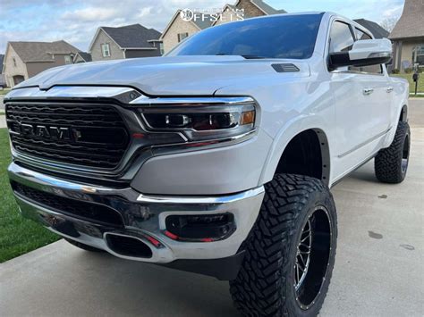 2019 Ram 1500 With 22x12 44 Hardcore Offroad Hc22 And 37 13 5R22 Fuel