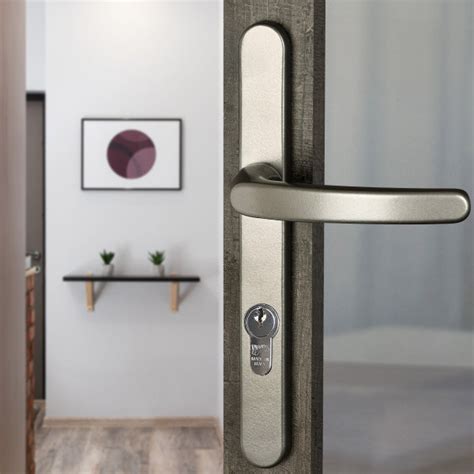 Poign Es De Porte Cylindre Baltic Plaque Troite Aluminium