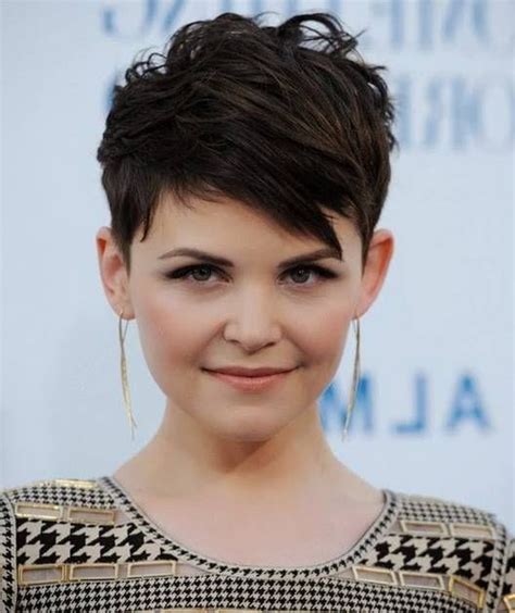 35 Beautiful Pixie Cut For Round Faces Women Hairdo Hairstyle