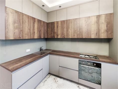 Фартук из стекла с окраской в RAL 7044 Серый шёлк для кухни с фасадами ...