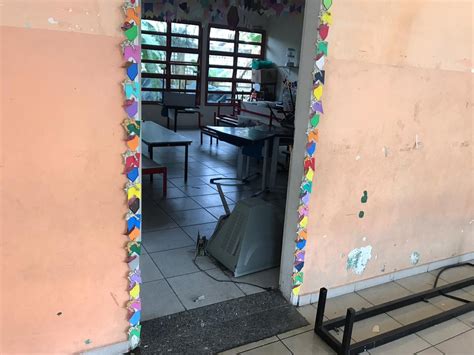 Bandidos Invadem Escola Municipal De Cubat O E In Cio Das Aulas