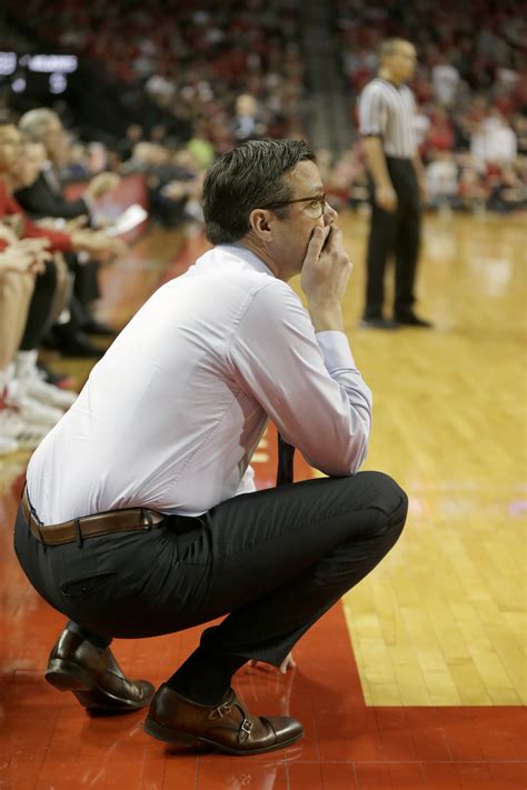 Huskers Coach Tim Miles Apologizes For Millionaire Remark Ap News