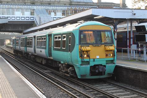 Southern Class 456 0 Unit At Denmark Hill 2n34 14 41 Vict Flickr