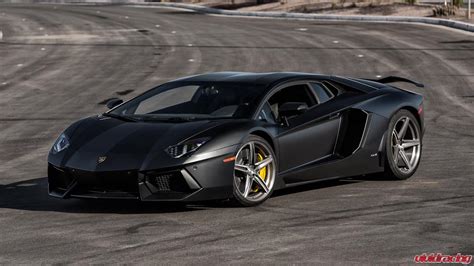 Lamborghini Aventador LP700-4 door Vivid Racing