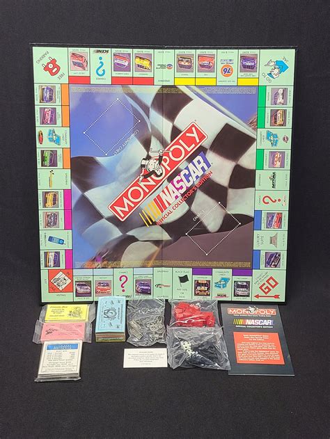 Collectible Monopoly Games 2000 Millennium Mutt Opoly Dog Monopoly Game