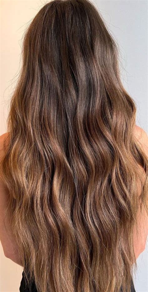 Subtle Hair Color Ideas For A Sun Kissed Glow