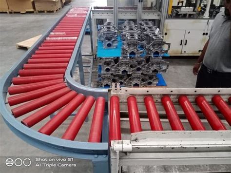 Electric Automatic Roller Belt Conveyor For Moving Goods Use At Best