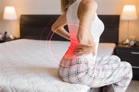 How Facet Joint Injections Can Relieve Back Pain