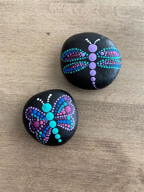 Butterfly And Dragonfly Dot Painted Rocks Diy Rock Art Dot Art