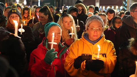 Michigan school shooting: Community gathers at vigil to remember ...