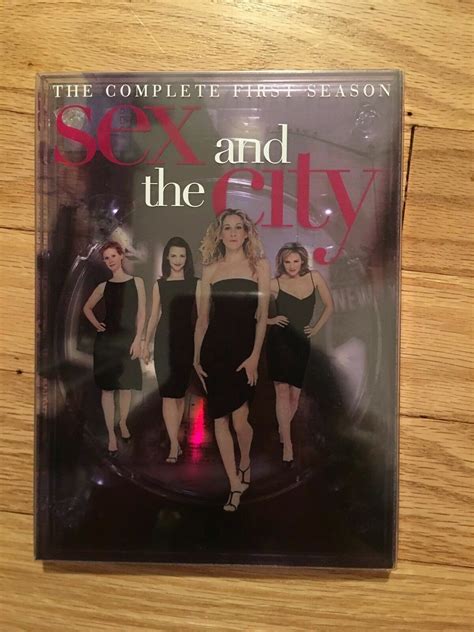 SEX AND THE CITY BOX SET COMPLETE FIRST 1 SEASON USED FREE S H M2