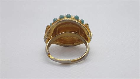 Vintage Sarah Coventry Gold Tone Ring With Pearls And Turquoise Stones