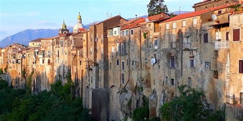 Explore The Medieval Town Of Santagata De Goti Rpg Blog