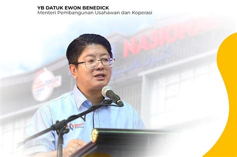 Tambahan RM200 Juta Dana Pembiayaan Usahawan Informal Mikro Di Bawah