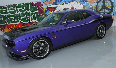 Srt Adds Satin Vapor Editions For 300 Challenger And Charger Srt