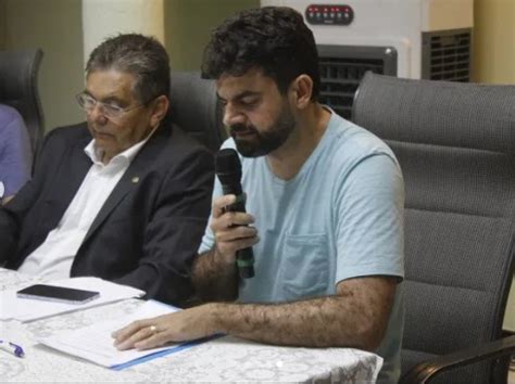 Prefeito Jarques Lúcio se reúne Adriano e Murilo Galdino e