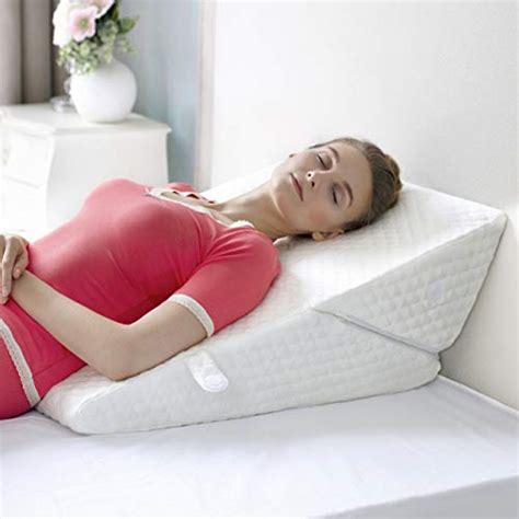 The 15 Best Wedge Pillows To Help Relieve Chronic Pain