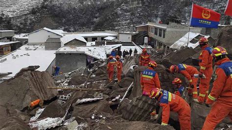 Aumenta a 31 el número de muertos por corrimiento de tierra en China