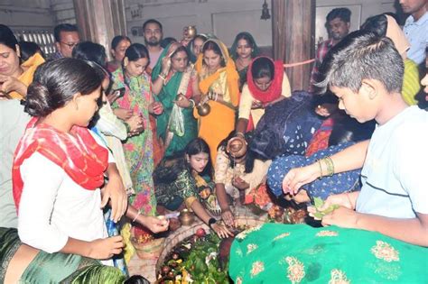 Bokaro सावन का पहला सोमवार शिव मंदिरों में उमड़ी श्रद्धालुओं की भारी