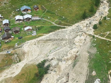 Unwetter Im Wallis Erdrutsch Oberes Lötschental Bleibt Von