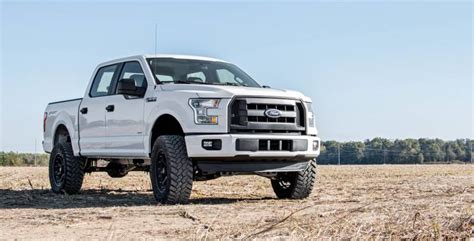 Rough Country Rough Country 4in Ford Suspension Lift Kit 15 17 F 150 2wd Image 2