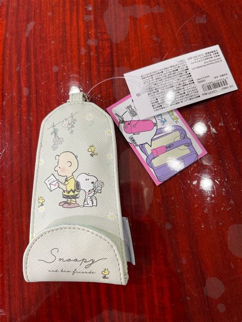 Snoopy 鎖匙包 女裝 手袋及銀包 銀包、卡片套 Carousell